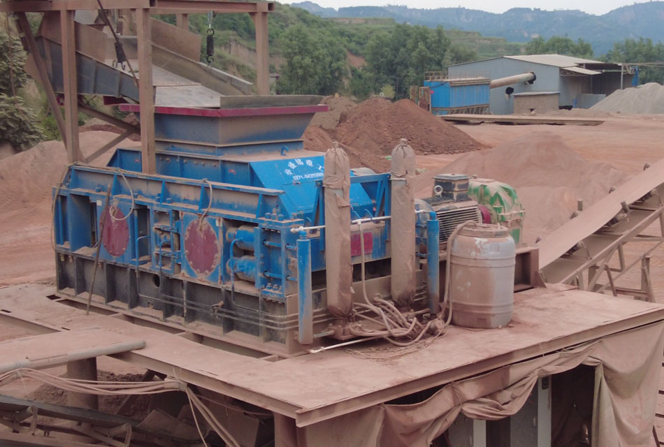 時(shí)產(chǎn)100噸制砂生產(chǎn)線 1210對(duì)輥制砂機(jī) 液壓對(duì)輥制砂機(jī) 時(shí)產(chǎn)100噸制砂生產(chǎn)線 1210對(duì)輥制砂機(jī) 液壓對(duì)輥制砂機(jī)