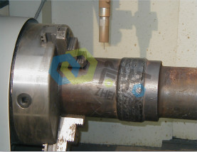 鉆桿耐磨帶堆噴焊（房車(chē)式）